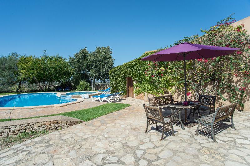 Pujol Den Miquel Villa Феланитс Екстериор снимка